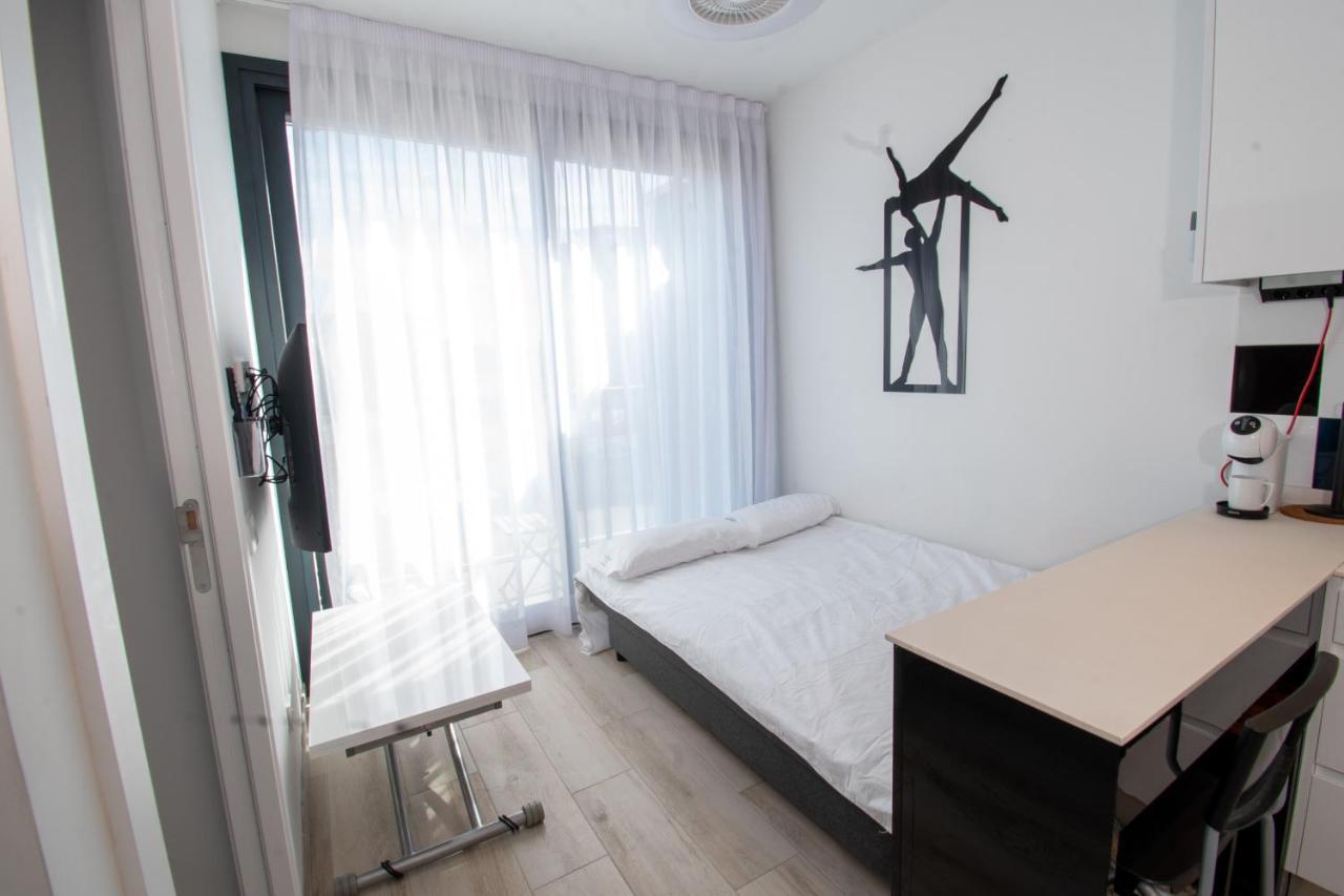 Ekilibrio Hotel & Apart-Suites Madrid Exterior photo